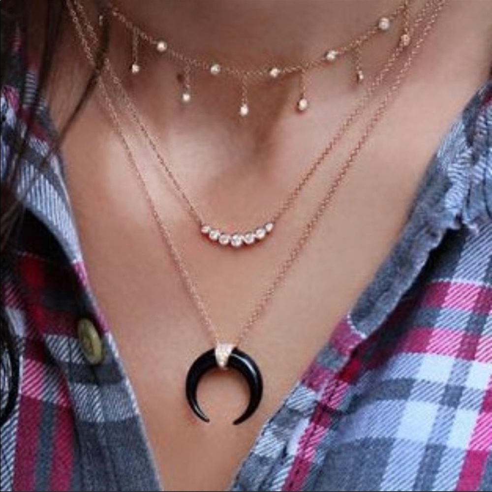 Multilayer Rhinestone Horn Necklace - Picture 6 of 7
